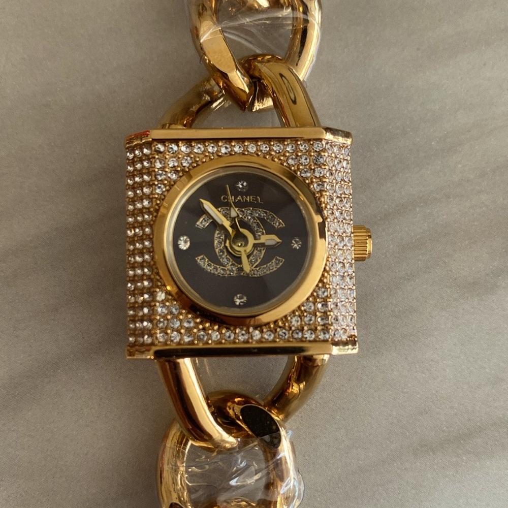 Copy-Gold watch - Picture 2 of 6